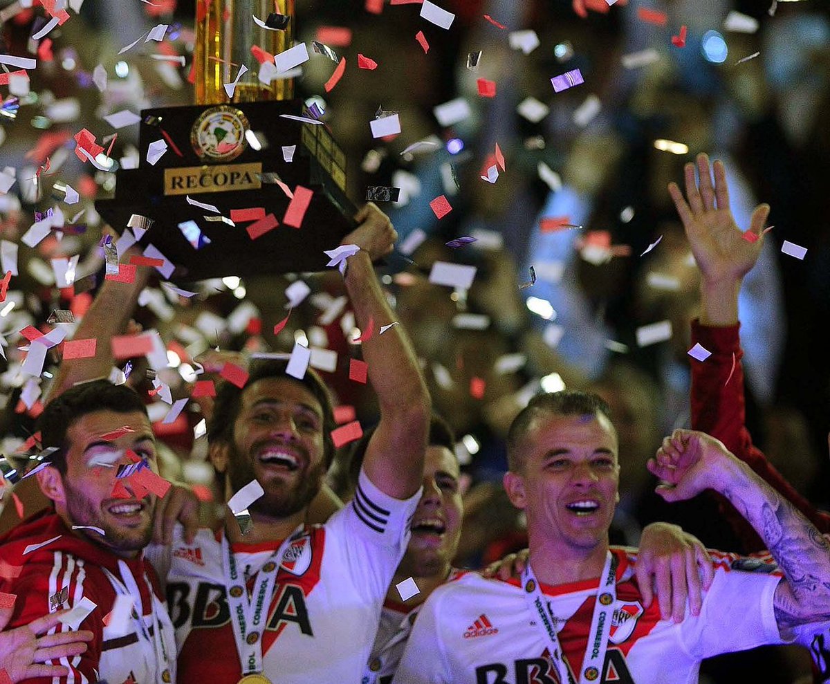 River, Campeón De La Recopa