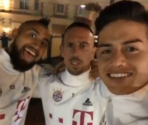 La broma de James Rodríguez a Arturo Vidal y Franck Ribéry