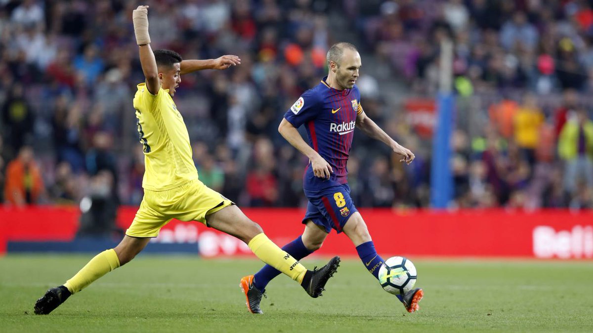 Quirúrgica asistencia de Iniesta y GOLAZO de Messi